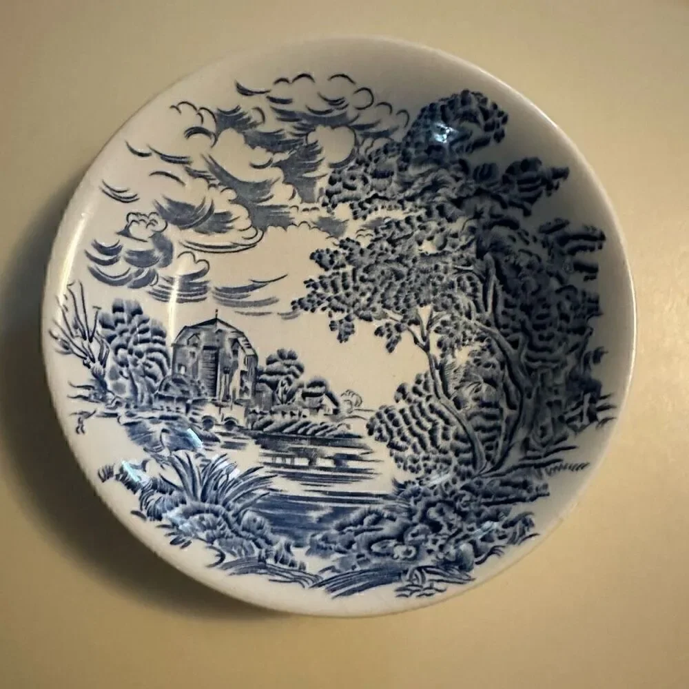 Vintage Enoch Wedgwood England Countryside Blue and White Saucer Plate 5”